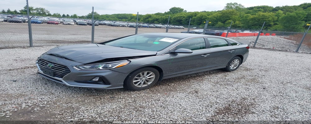 5NPE24AF4KH799569 2019 HYUNDAI SONATA photo no. 2
