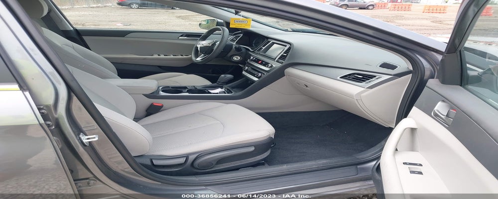 5NPE24AF4KH799569 2019 HYUNDAI SONATA photo no. 5