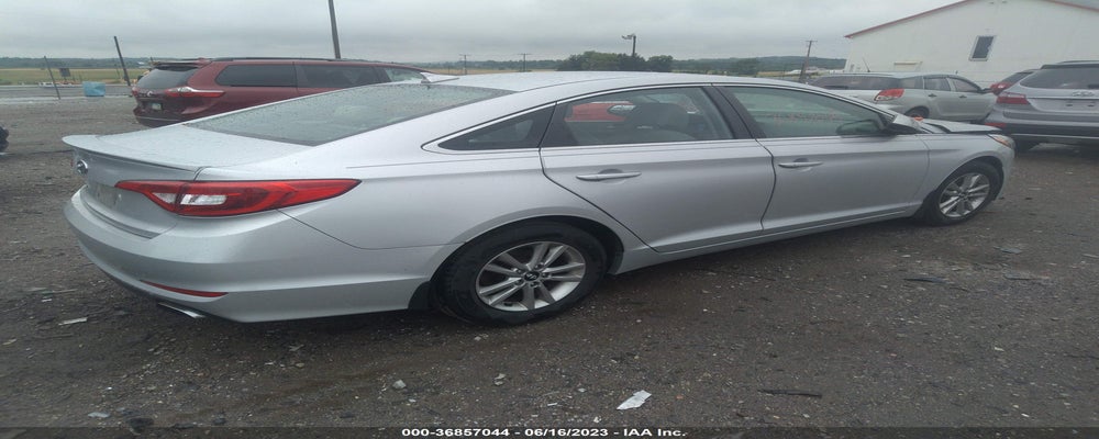 5NPE24AF1HH450474 2017 HYUNDAI SONATA photo no. 4