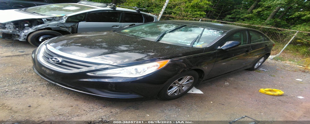 5NPEB4AC8EH908772 2014 HYUNDAI SONATA photo no. 2