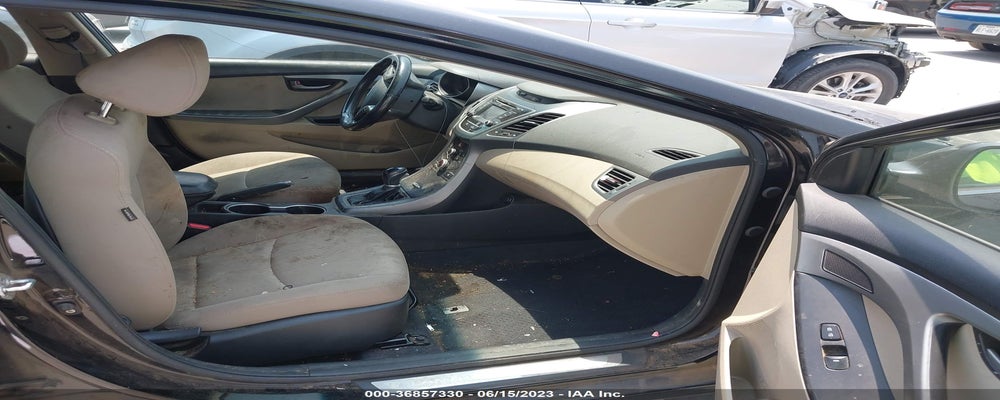 KMHDH4AE4GU520597 2016 HYUNDAI ELANTRA photo no. 5