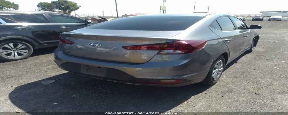 KMHD74LF7KU811743 2019 HYUNDAI ELANTRA photo no. 4