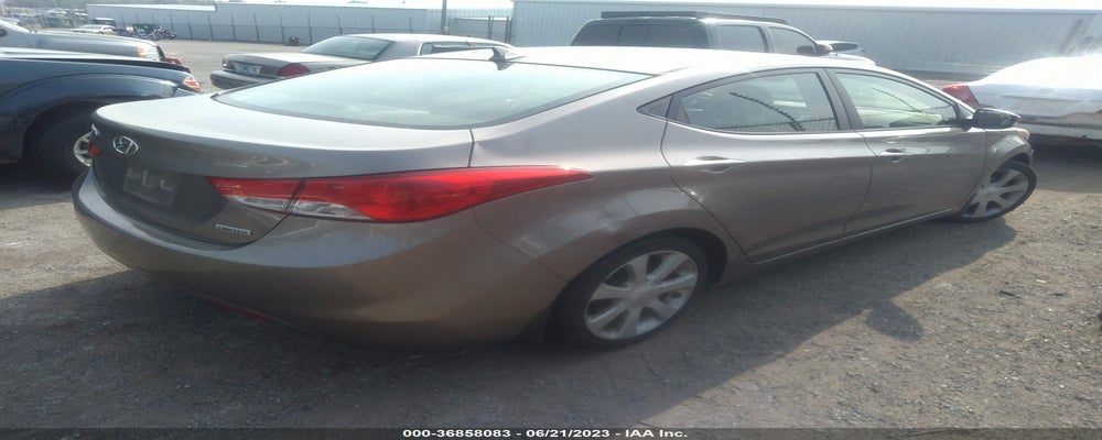 5NPDH4AE2DH258623 2013 HYUNDAI ELANTRA photo no. 4