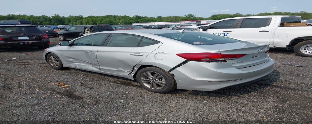 5NPD84LF2JH400180 2018 HYUNDAI ELANTRA photo no. 3