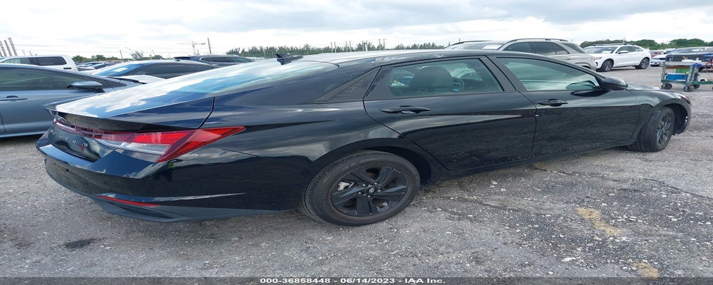 KMHLM4AG6MU137409 2021 HYUNDAI ELANTRA photo no. 4