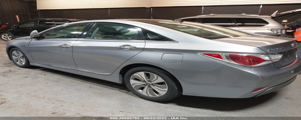 KMHEC4A4XFA129609 2015 HYUNDAI SONATA HYBRID photo no. 3