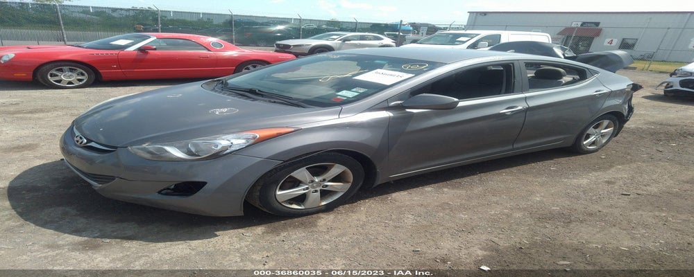5NPDH4AE0DH308127 2013 HYUNDAI ELANTRA photo no. 2