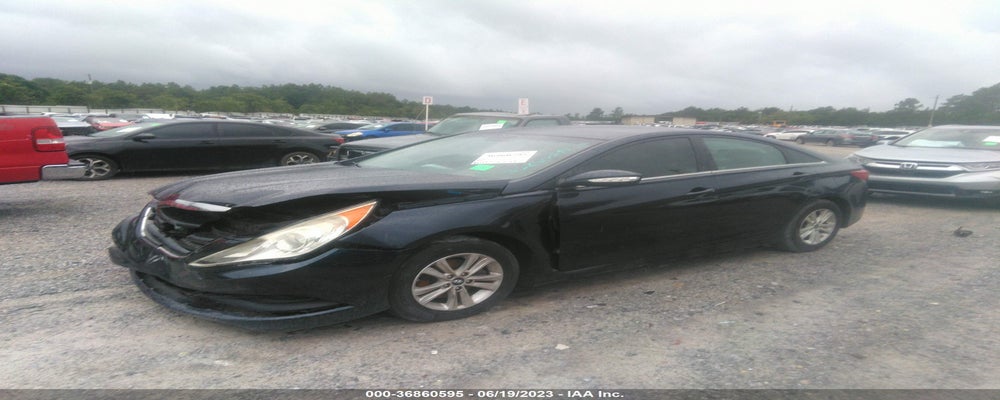 5NPEB4AC2EH885389 2014 HYUNDAI SONATA photo no. 2