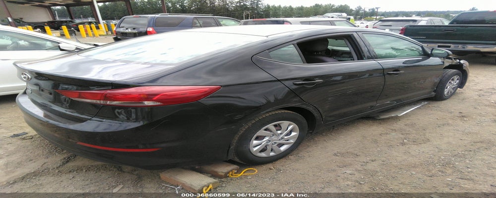 5NPD74LF2JH282232 2018 HYUNDAI ELANTRA photo no. 4