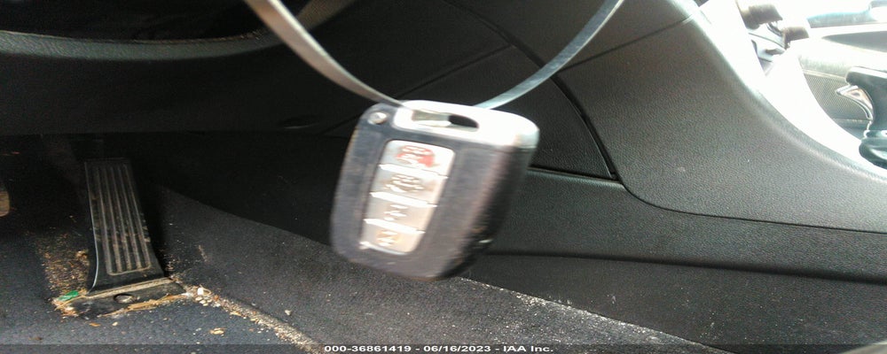 5NPEC4ACXCH443017 2012 HYUNDAI SONATA photo no. 11