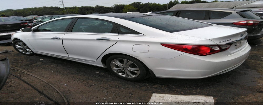 5NPEC4ACXCH443017 2012 HYUNDAI SONATA photo no. 3