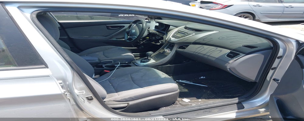 5NPDH4AE6CH138192 2012 HYUNDAI ELANTRA photo no. 5