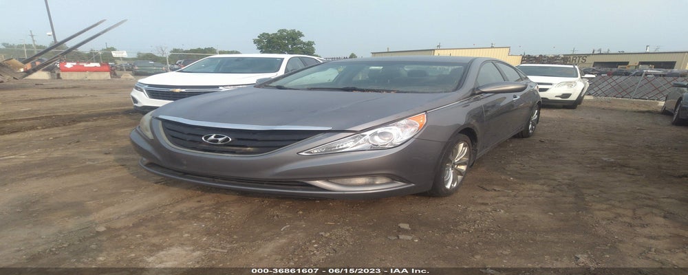 5NPEC4AC3DH807053 2013 HYUNDAI SONATA photo no. 2