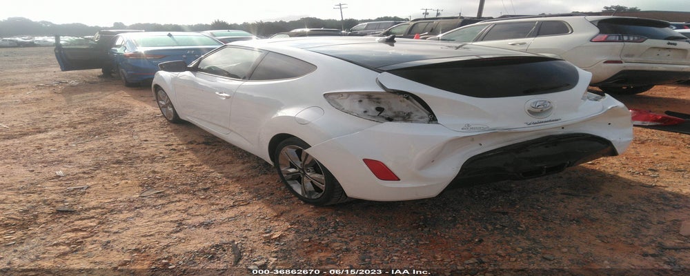 KMHTC6AD6GU250270 2016 HYUNDAI VELOSTER photo no. 3