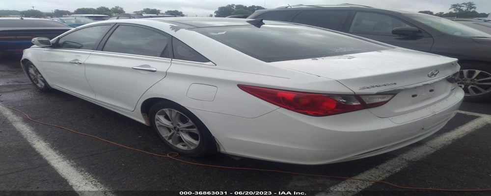 5NPEC4AC4DH647880 2013 HYUNDAI SONATA photo no. 3
