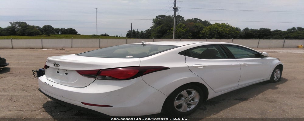 5NPDH4AEXFH563306 2015 HYUNDAI ELANTRA photo no. 4