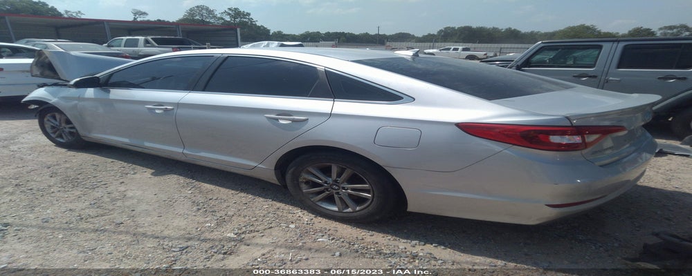5NPE24AF5FH162051 2015 HYUNDAI SONATA photo no. 3