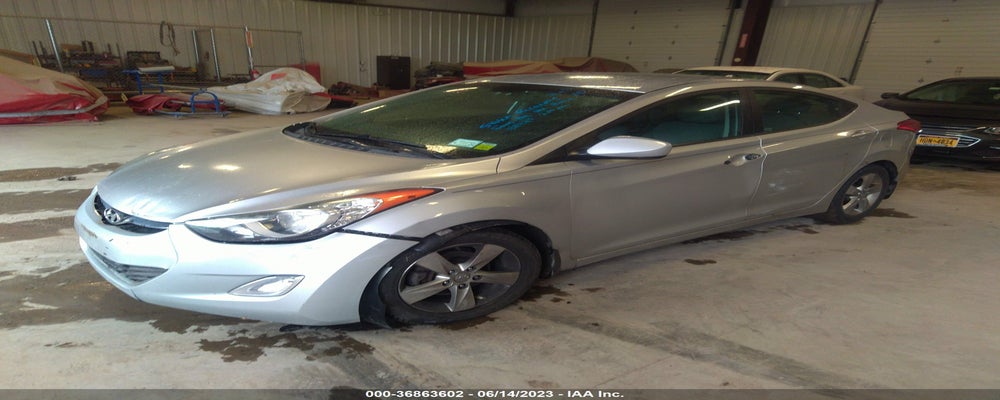 5NPDH4AE1DH433105 2013 HYUNDAI ELANTRA photo no. 2