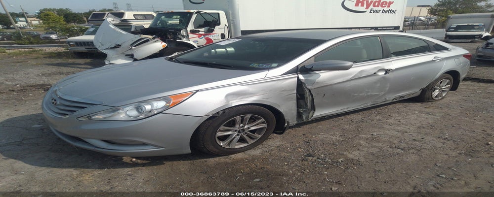 5NPEB4AC5DH566406 2013 HYUNDAI SONATA photo no. 2