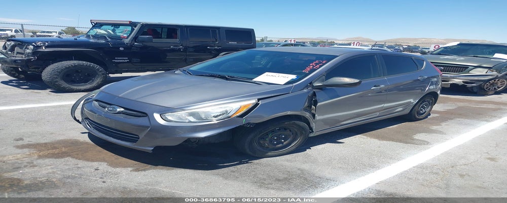 KMHCT5AE5FU201000 2015 HYUNDAI ACCENT photo no. 2