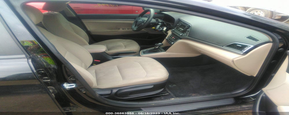 KMHD74LF9HU329798 2017 HYUNDAI ELANTRA photo no. 5
