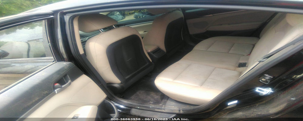 KMHD74LF9HU329798 2017 HYUNDAI ELANTRA photo no. 8