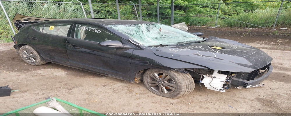 5NPD84LF2JH370596 2018 HYUNDAI ELANTRA photo no. 2