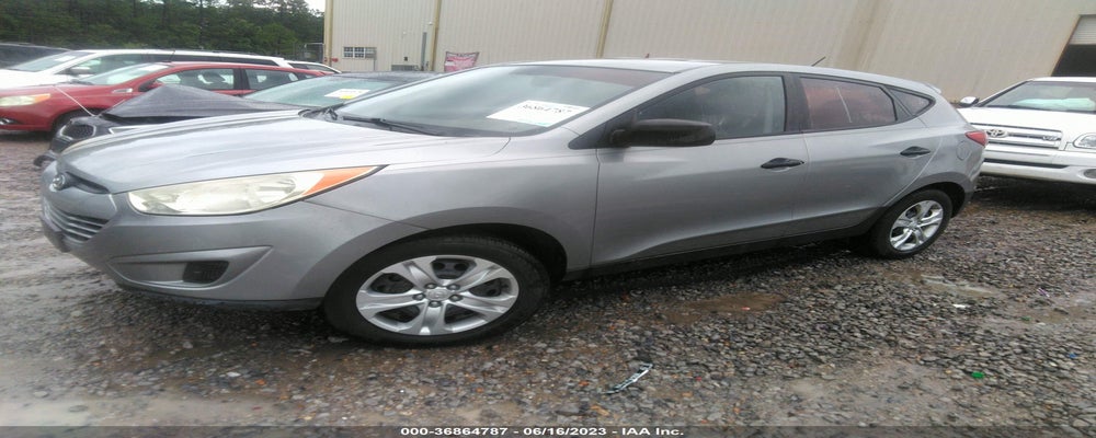 KM8JT3AB3BU145487 2011 HYUNDAI TUCSON photo no. 2