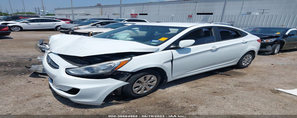 KMHCT4AE8FU916329 2015 HYUNDAI ACCENT photo no. 2