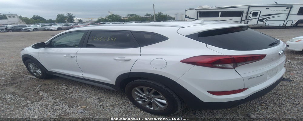 KM8J33A47JU627606 2018 HYUNDAI TUCSON photo no. 3