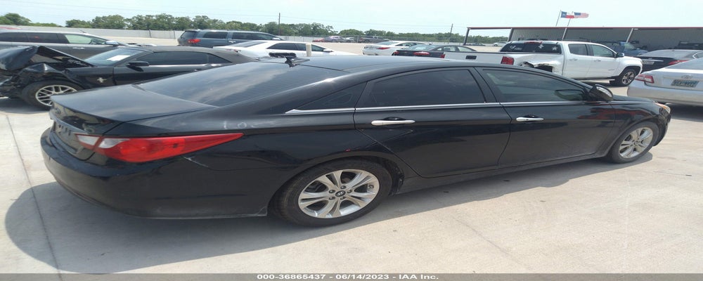 5NPEC4AC4DH504251 2013 HYUNDAI SONATA photo no. 4