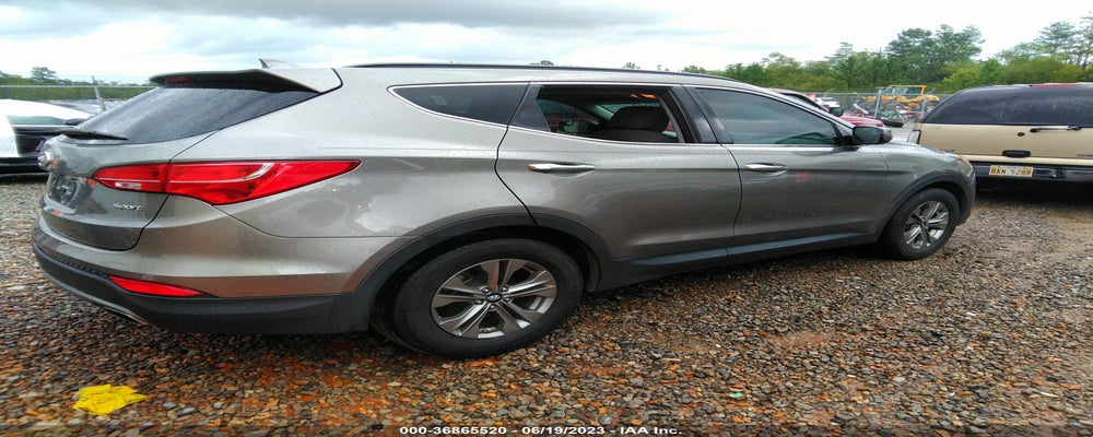 5XYZU3LB1FG263112 2015 HYUNDAI SANTA FE SPORT photo no. 4