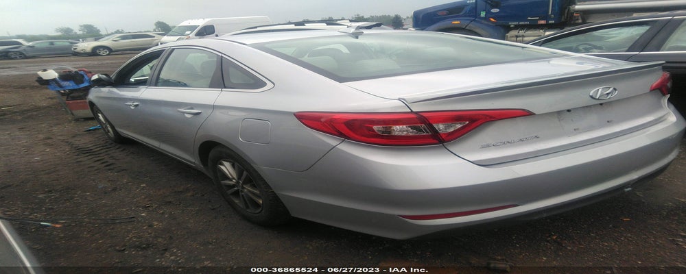 5NPE24AF3FH225261 2015 HYUNDAI SONATA photo no. 3