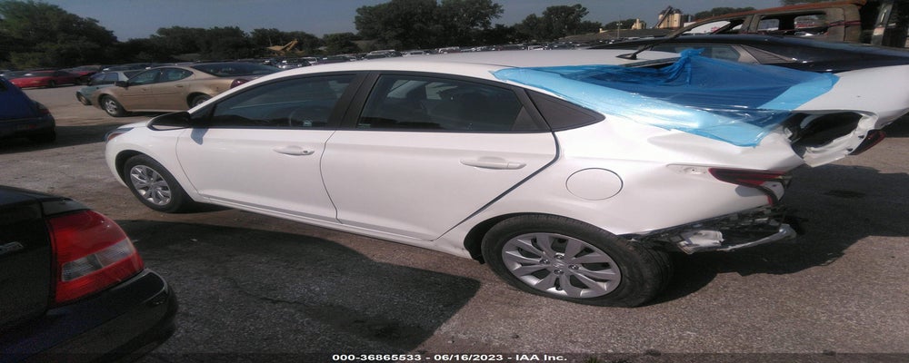 3KPC24A60ME140418 2021 HYUNDAI ACCENT photo no. 3