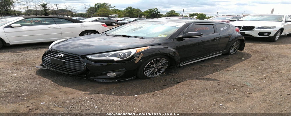 KMHTC6AE3DU180893 2013 HYUNDAI VELOSTER photo no. 2