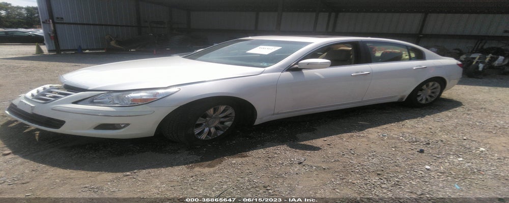 KMHGC4DE4AU075308 2010 HYUNDAI GENESIS photo no. 2