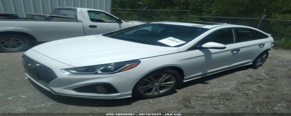 5NPE34AF3JH693917 2018 HYUNDAI SONATA photo no. 2