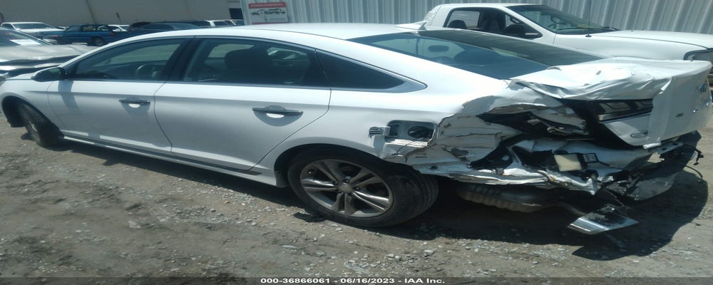 5NPE34AF3JH693917 2018 HYUNDAI SONATA photo no. 3