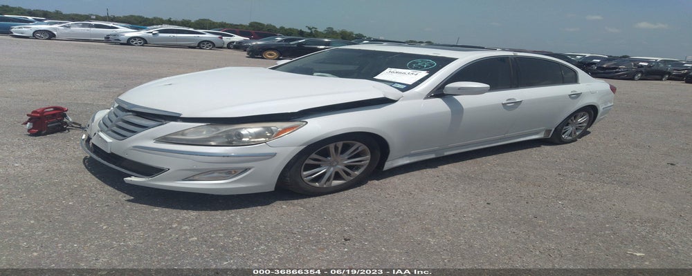 KMHGC4DD7CU186588 2012 HYUNDAI GENESIS photo no. 2