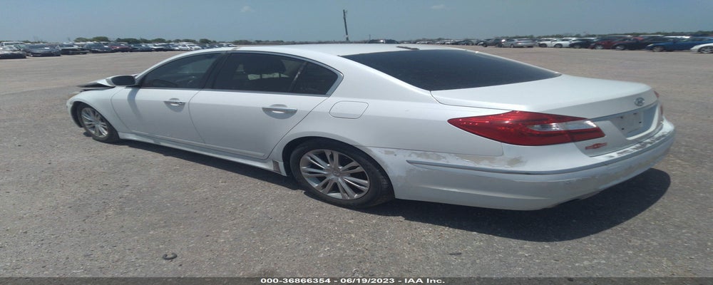 KMHGC4DD7CU186588 2012 HYUNDAI GENESIS photo no. 3