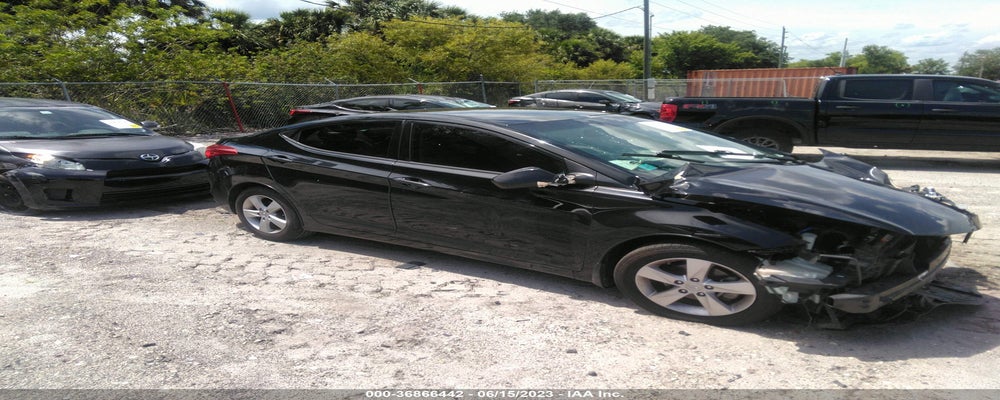 5NPDH4AE0DH421043 2013 HYUNDAI ELANTRA photo no. 1