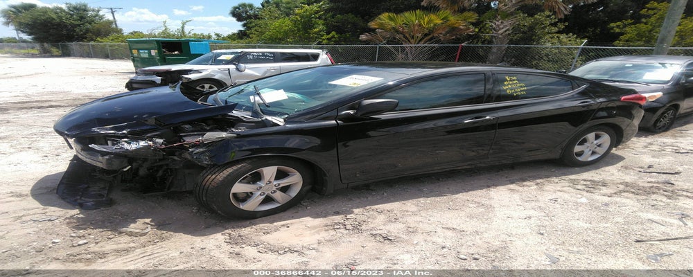 5NPDH4AE0DH421043 2013 HYUNDAI ELANTRA photo no. 2