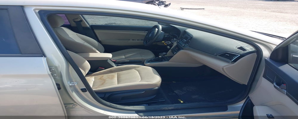 5NPD74LF4HH184023 2017 HYUNDAI ELANTRA photo no. 5