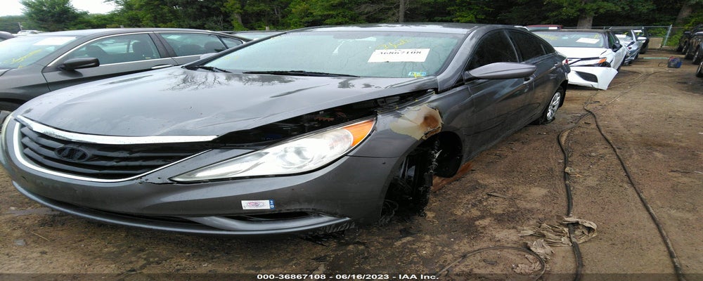 5NPEB4AC8BH172881 2011 HYUNDAI SONATA photo no. 6