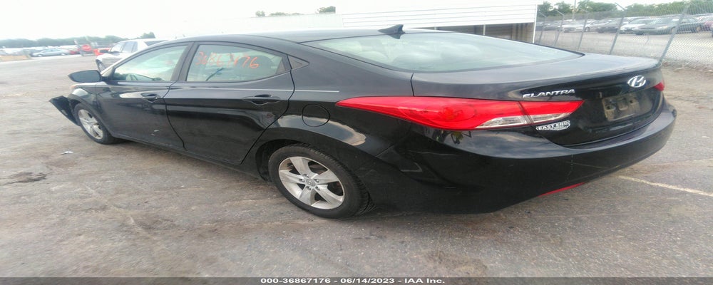 5NPDH4AEXDH168104 2013 HYUNDAI ELANTRA photo no. 3