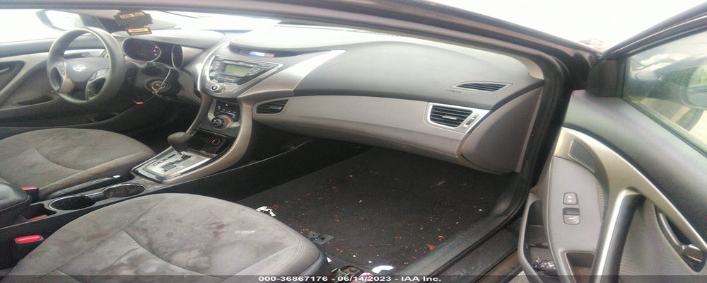 5NPDH4AEXDH168104 2013 HYUNDAI ELANTRA photo no. 5