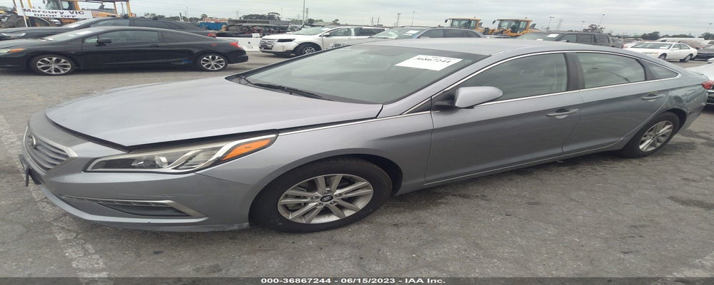 5NPE24AF1FH172074 2015 HYUNDAI SONATA photo no. 2