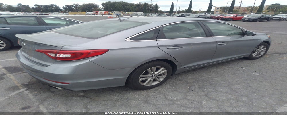 5NPE24AF1FH172074 2015 HYUNDAI SONATA photo no. 4