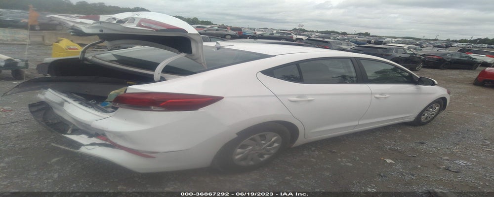 5NPD74LFXJH391215 2018 HYUNDAI ELANTRA photo no. 4