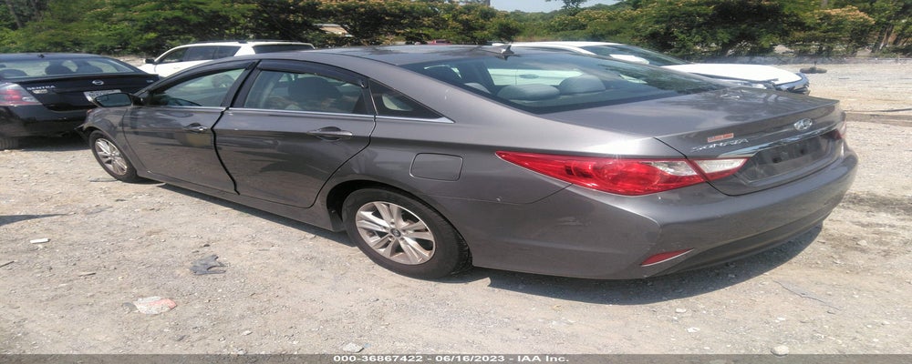 5NPEB4AC4EH836582 2014 HYUNDAI SONATA photo no. 3